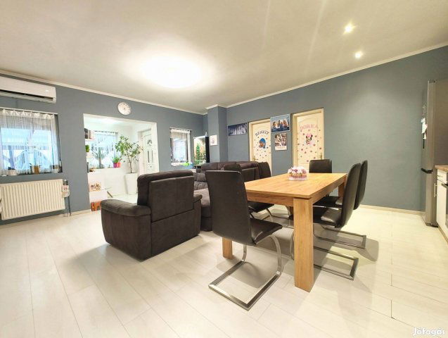 Eladó családi ház, Nyíregyházán 61.9 M Ft, 3 szobás