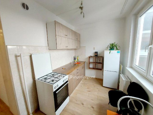 Eladó panellakás, Miskolcon 31.5 M Ft, 2 szobás