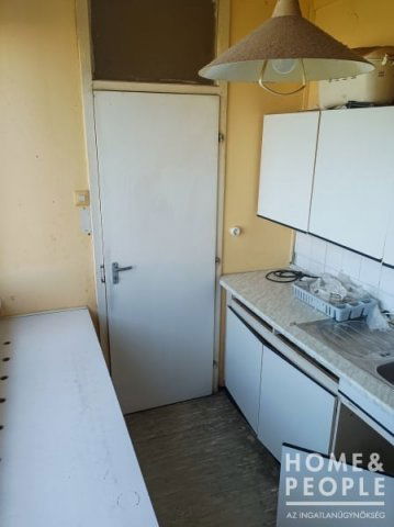Eladó téglalakás, Szegeden 45 M Ft, 2 szobás