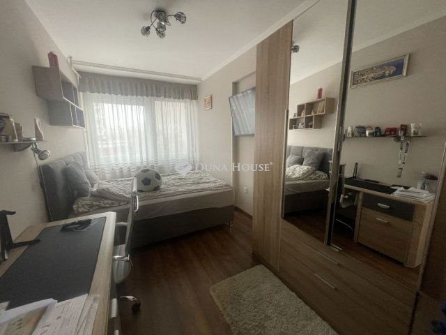 Eladó téglalakás, Kecskeméten 67 M Ft, 3 szobás