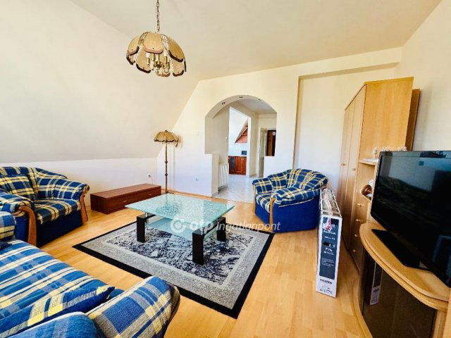 Eladó téglalakás, Debrecenben 84.9 M Ft, 3 szobás