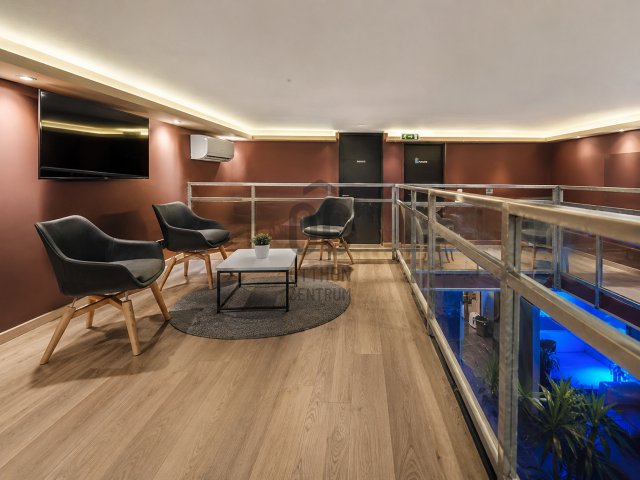 Eladó ipari ingatlan, Budapesten, VI. kerületben 141.6 M Ft