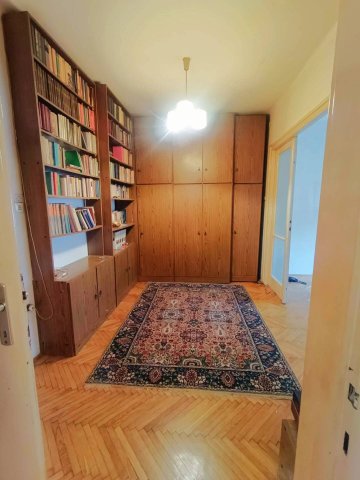 Eladó téglalakás, Pécsett 54.9 M Ft, 2+1 szobás