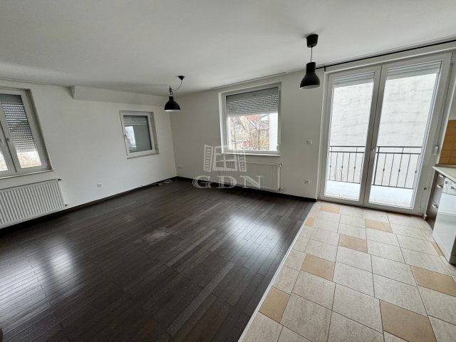 Kiadó téglalakás, albérlet, Budaörsön 380 E Ft / hó