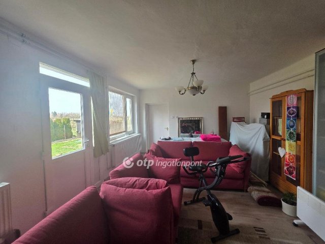Eladó családi ház, Jánosházán 43.9 M Ft, 3 szobás