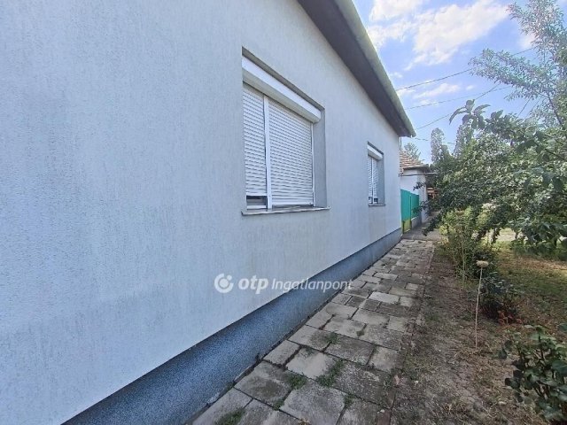 Eladó családi ház, Szentesen 39.9 M Ft, 2+1 szobás