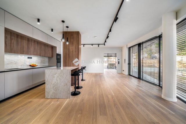 Eladó téglalakás, Budapesten, XII. kerületben 399.9 M Ft