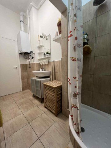 Eladó téglalakás, Budapesten, VI. kerületben, Szív utcában