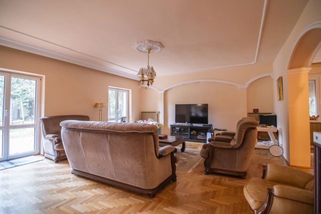 Eladó családi ház, Budapesten, II. kerületben 400 M Ft, 9 szobás