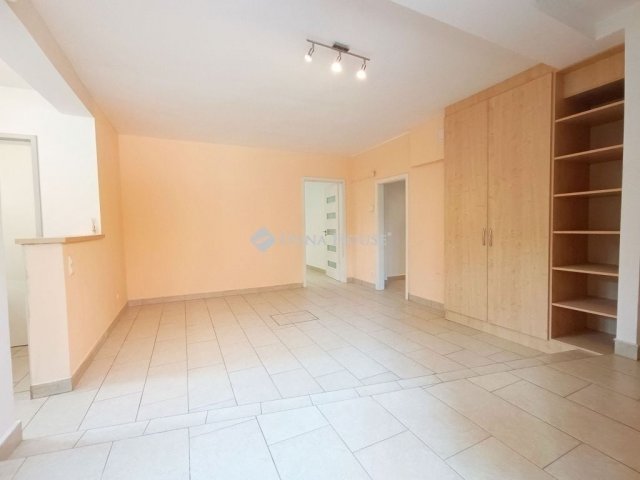 Eladó családi ház, Budapesten, X. kerületben 265 M Ft, 7 szobás