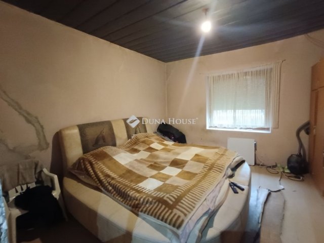 Eladó családi ház, Sülysápon 36.9 M Ft, 3 szobás