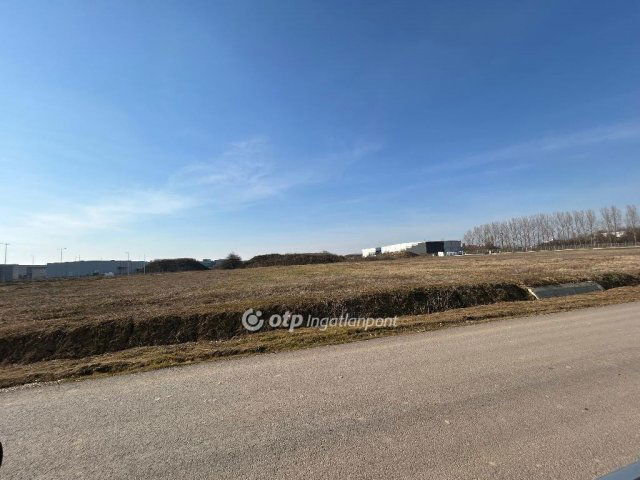 Eladó telek, Debrecenben 180.5 M Ft / költözzbe.hu