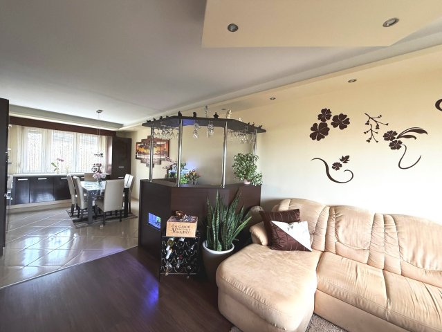 Eladó panellakás, Szegeden, Szamos utcában 62.5 M Ft, 1+2 szobás