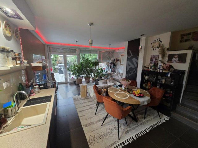 Kiadó családi ház, albérlet, III. kerületben, Iglice utcában