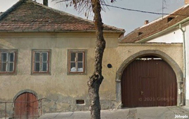 Eladó téglalakás, Sopronban 35 M Ft, 2+1 szobás
