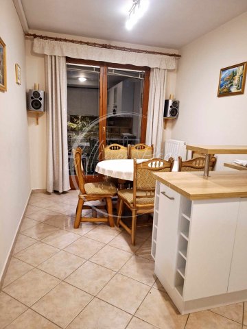 Kiadó téglalakás, albérlet, Pécsett 280 E Ft / hó, 68+2 szobás