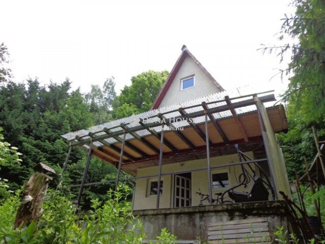 Eladó nyaraló, Verőcén 45 M Ft, 3 szobás / költözzbe.hu