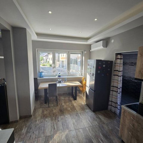 Eladó családi ház, Kecskeméten 38 M Ft, 1 szobás