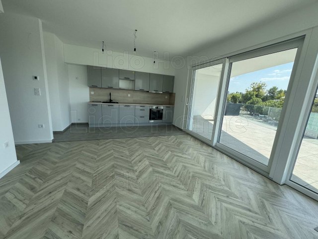 Eladó téglalakás, Balatonszemesen 166.97 M Ft, 3 szobás