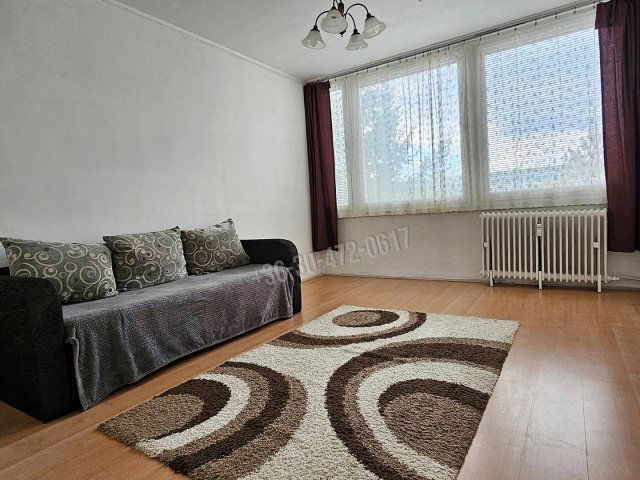 Eladó panellakás, Egerben 33.9 M Ft, 2+1 szobás