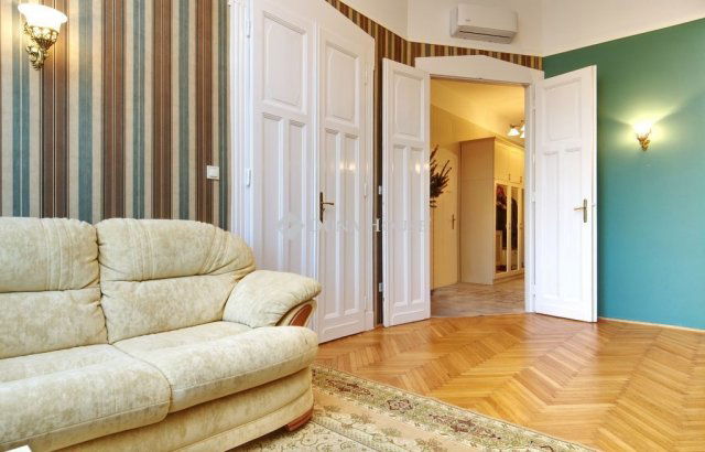 Kiadó téglalakás, albérlet, Budapesten, II. kerületben