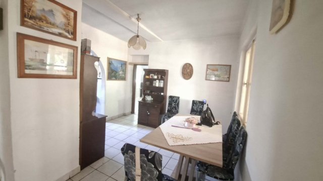 Eladó családi ház, Bólyban 25 M Ft, 4 szobás