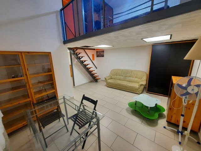 Eladó téglalakás, Budapesten, VI. kerületben 93 M Ft, 2+4 szobás