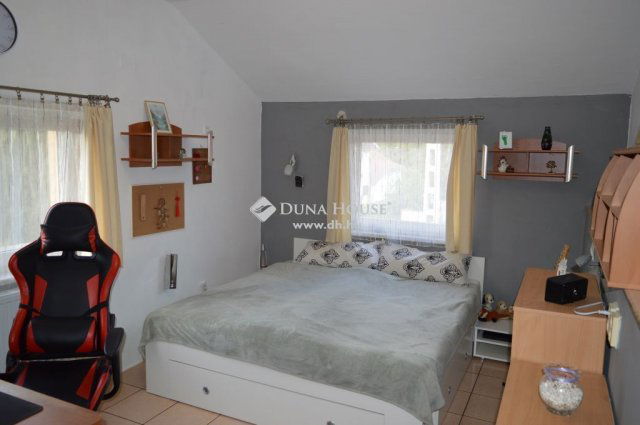 Eladó családi ház, Debrecenben 108.9 M Ft, 6 szobás