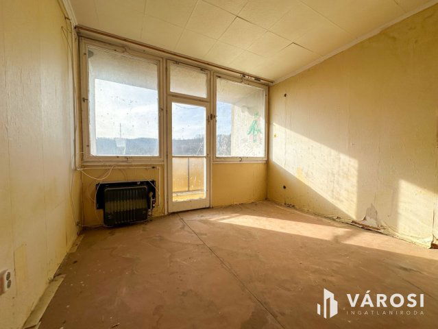 Eladó téglalakás, Salgótarjánban 6.9 M Ft, 2 szobás