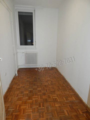 Eladó téglalakás, Tatabányán 38.1 M Ft, 1+1 szobás