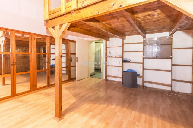 Eladó téglalakás, Sárváron 36 M Ft, 2 szobás