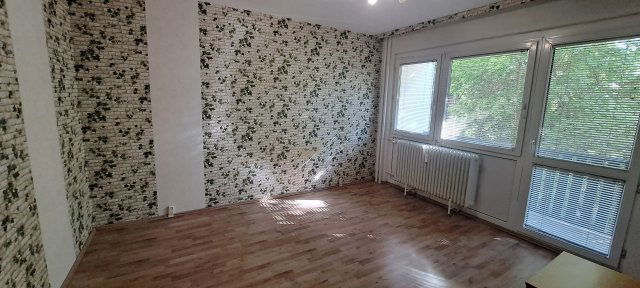 Kiadó panellakás, albérlet, Székesfehérvárott 145 E Ft / hó
