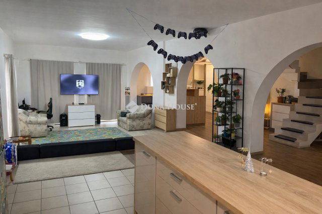 Eladó családi ház, Nagykátán 65 M Ft, 5 szobás