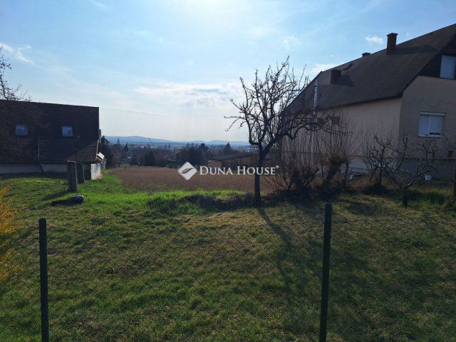 Eladó telek, Zsámbékon, Mányi úton 65 M Ft