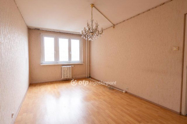 Eladó panellakás, Budapesten, III. kerületben 81.9 M Ft, 3 szobás