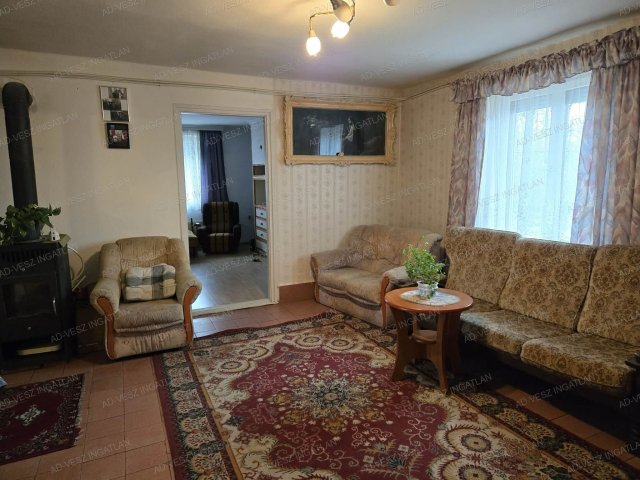 Eladó családi ház, Dabason 35 M Ft, 3 szobás