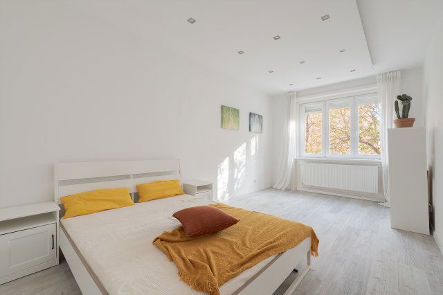 Eladó téglalakás, Budapesten, VII. kerületben 65.9 M Ft