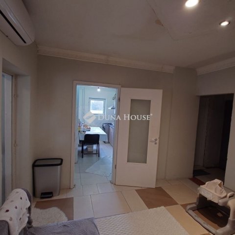 Eladó családi ház, Ócsán 84.99 M Ft, 7 szobás