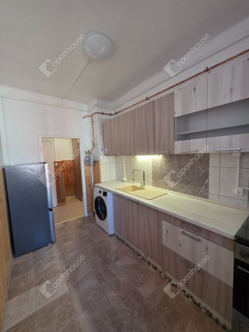 Eladó téglalakás, Győrött 45 M Ft, 2 szobás