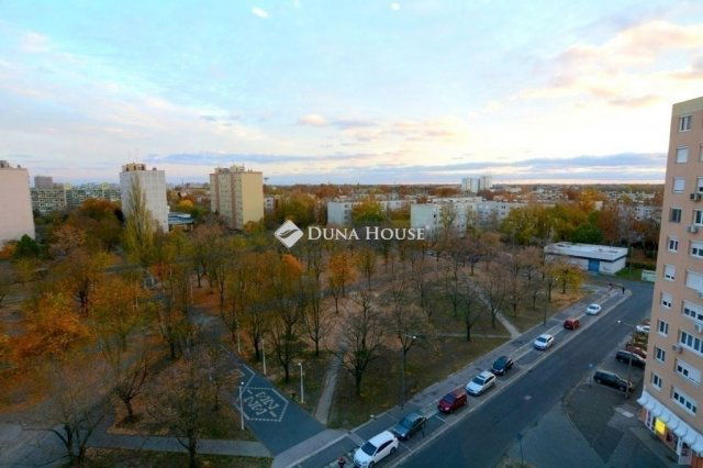 Eladó panellakás, Kecskeméten 46.9 M Ft, 2 szobás