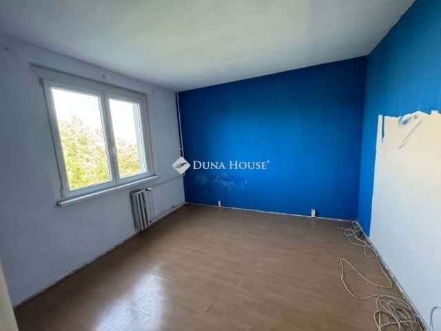 Eladó panellakás, Szegeden 44.2 M Ft, 2 szobás