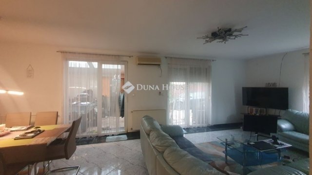 Eladó családi ház, Budapesten, XVIII. kerületben 122.5 M Ft