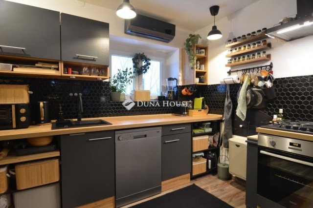 Eladó mezogazdasagi ingatlan, Cserkeszőlőn 46.5 M Ft, 4 szobás