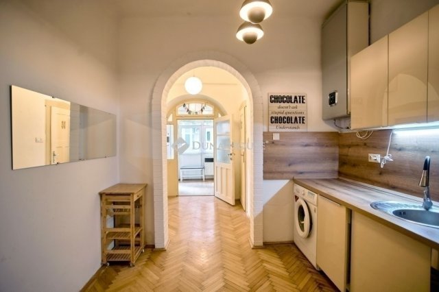 Eladó téglalakás, Budapesten, XIII. kerületben 85.9 M Ft