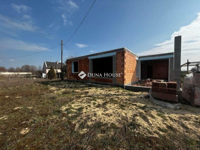 Eladó családi ház, Kecskeméten 109 M Ft, 5 szobás