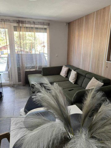 Kiadó téglalakás, albérlet, Balatonlelleén 300 E Ft / hó