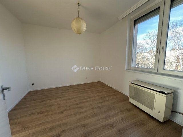 Eladó téglalakás, Kecskeméten 44.9 M Ft, 2 szobás