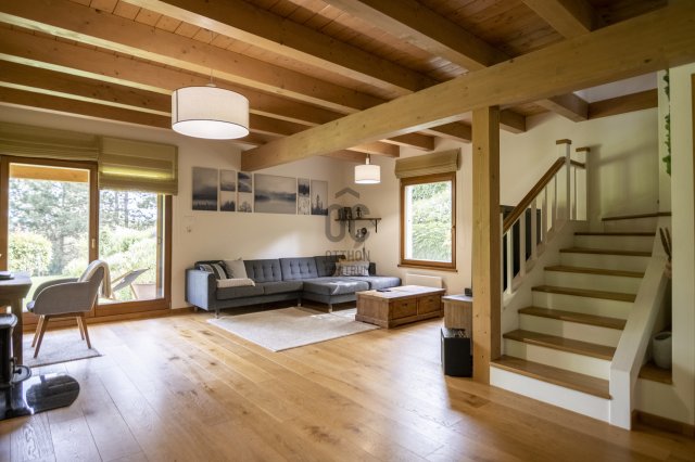 Eladó családi ház, Nagykovácsiban 259 M Ft, 4 szobás