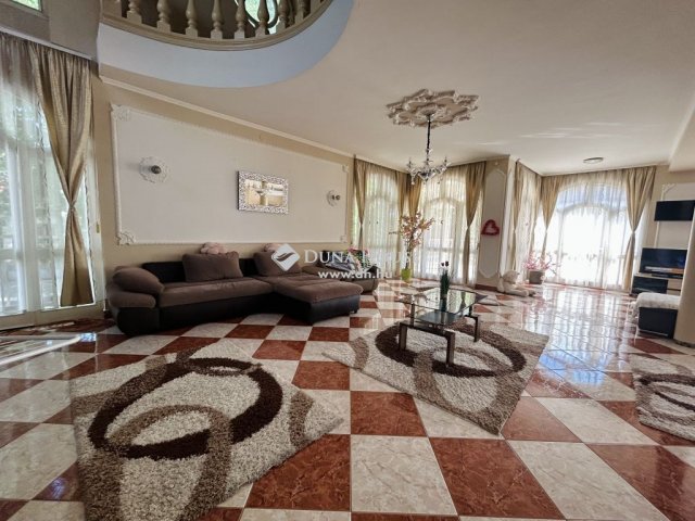 Eladó családi ház, Budapesten, IV. kerületben 239 M Ft, 6 szobás