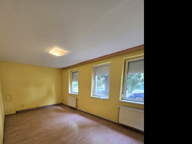 Eladó téglalakás, Mosonmagyaróváron 48.9 M Ft, 2 szobás